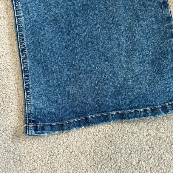 Torrid Luxe Slim Bootcut Leg Jeans Super Stretch High Waist Dark Wash Size 24S - Picture 5 of 10